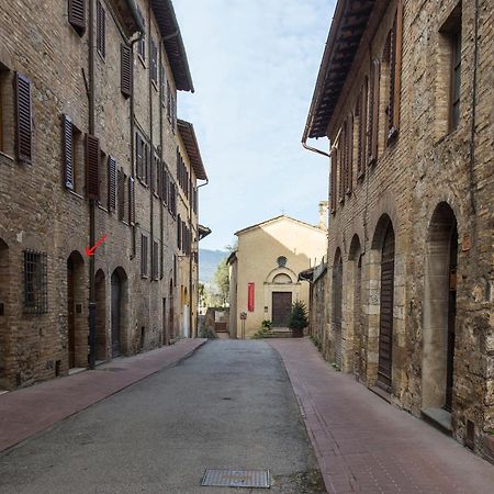 Appartamento Le Palme Con Terrazze In Centro San Gimignano Buitenkant foto