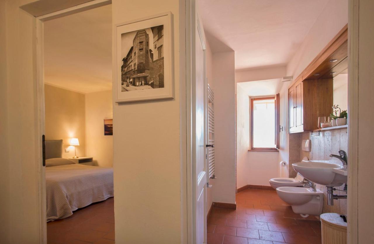 Appartamento Le Palme Con Terrazze In Centro San Gimignano Buitenkant foto